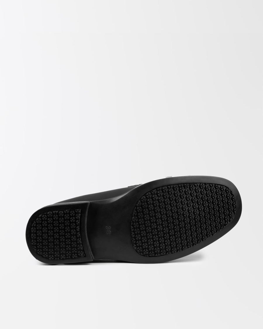womens work shoe slip resistant sole