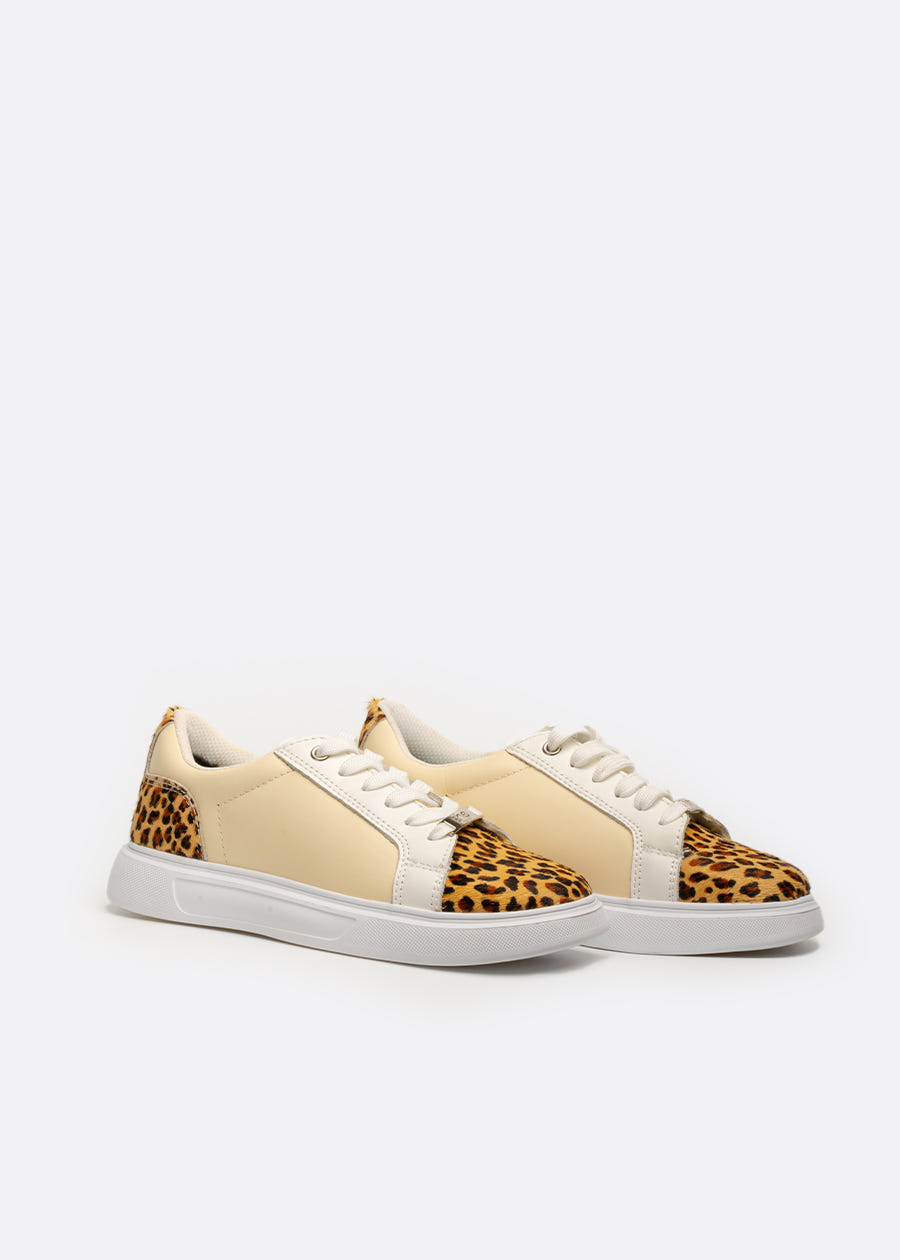 Trendy animal print women's fashion sneakers