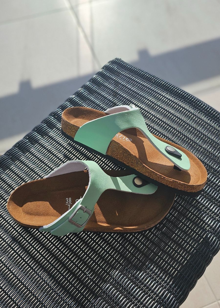womens thong slides in honeydew mint