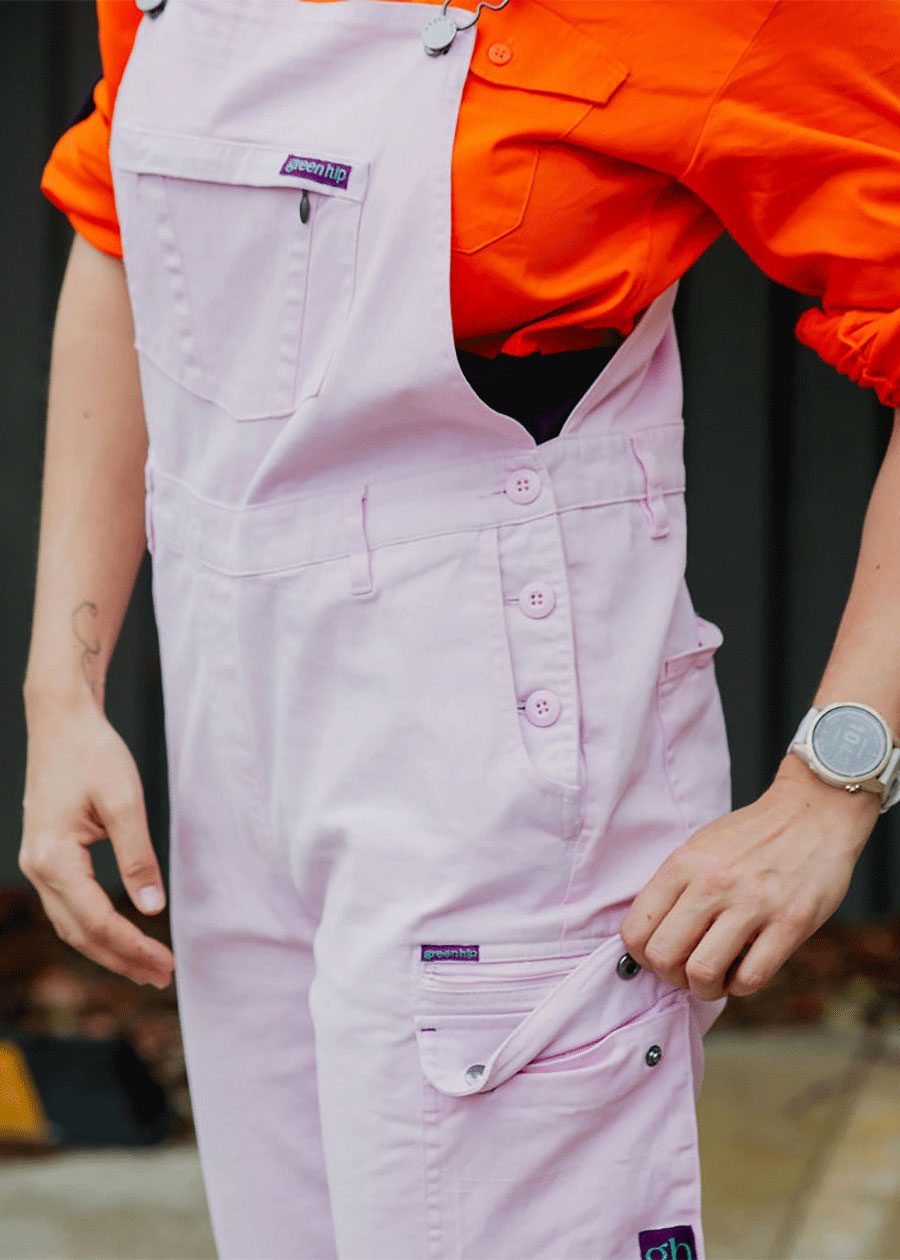 All women overalls she wear
