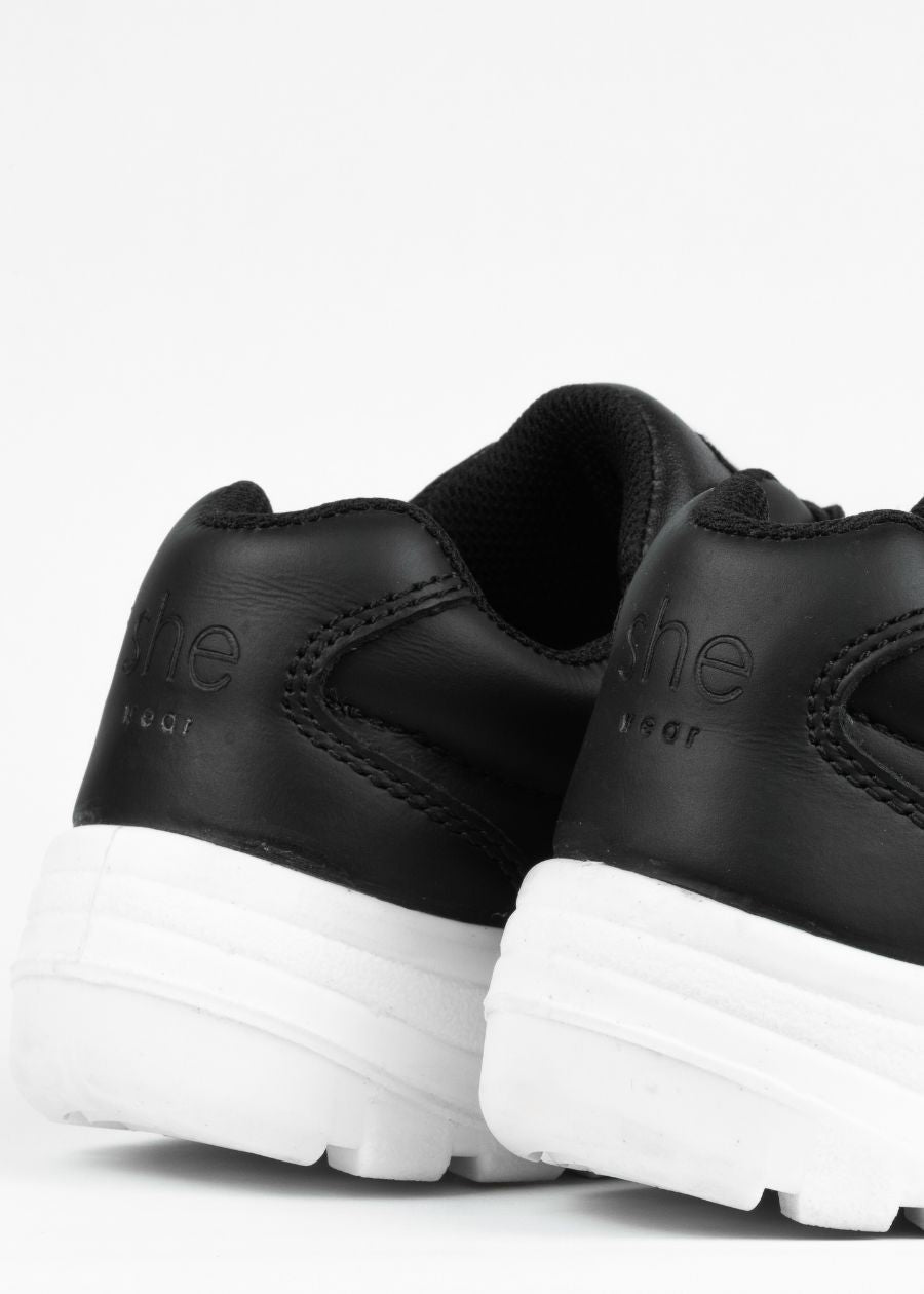 She Nurtures: women's work shoes