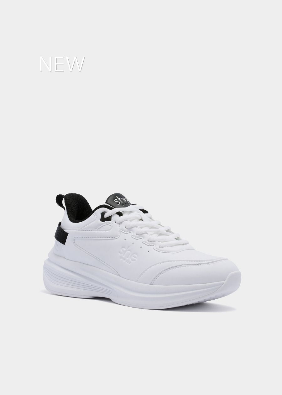 Stride: women's comfortable casual sneaker