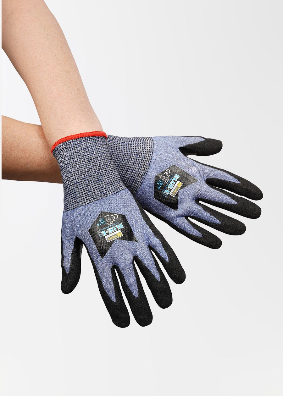 Blue-E cut resistant level E gloves – she wear