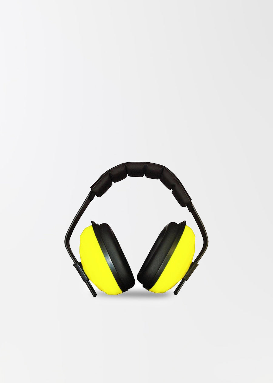 Earmuffs class 5 - she wear