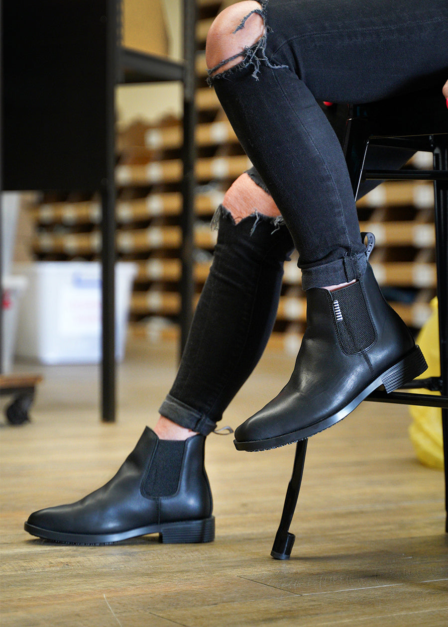 She Discovers: women's chelsea boot