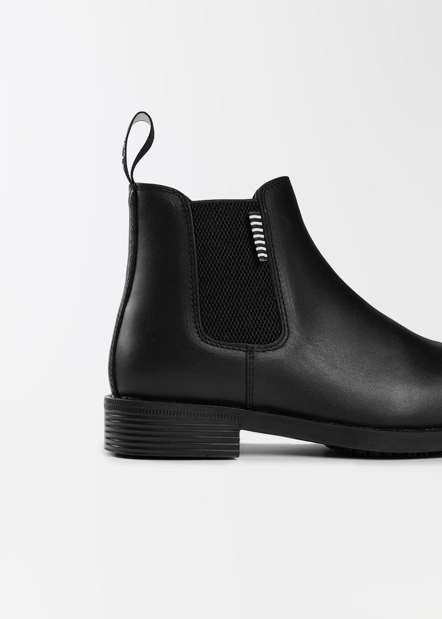 She Discovers: women's chelsea boot
