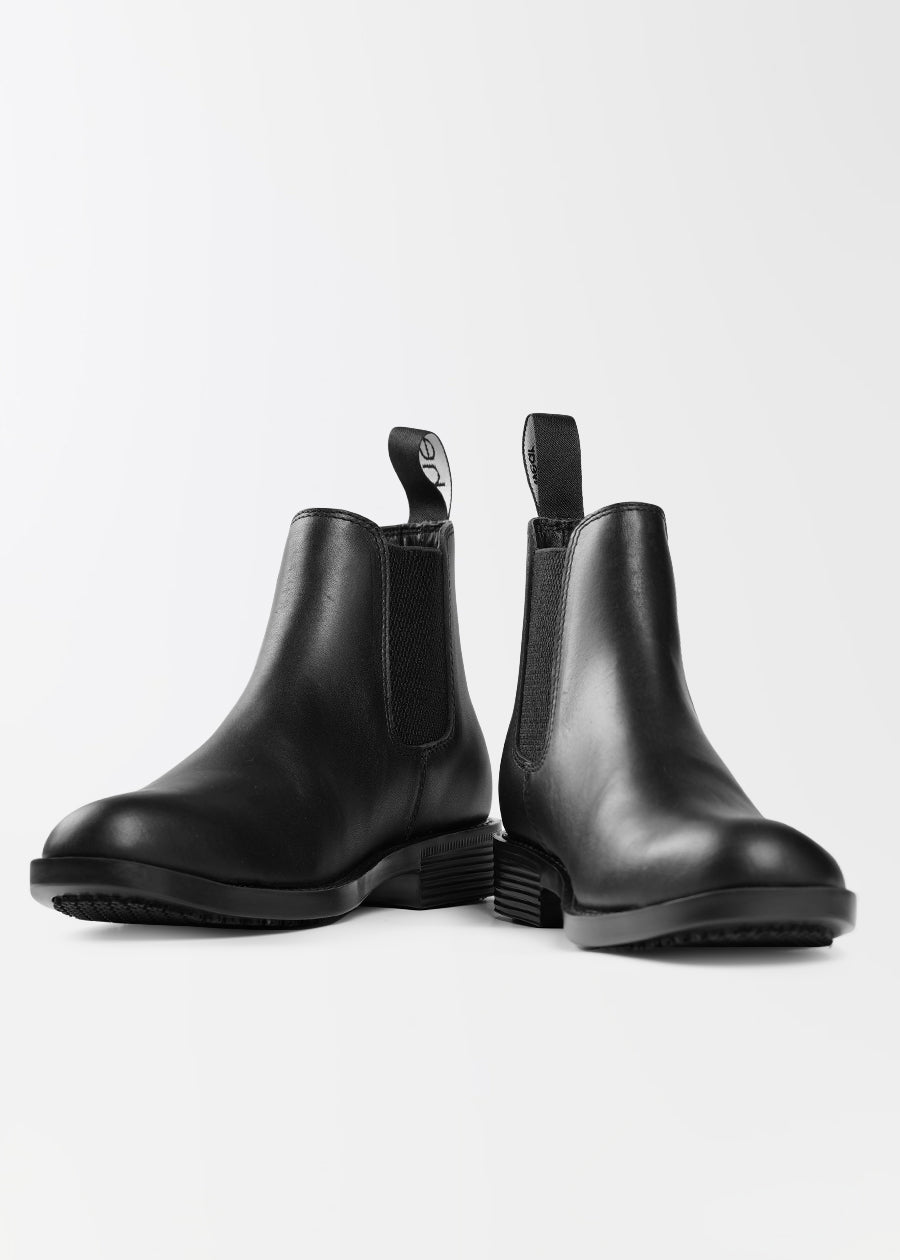 She Discovers: women's chelsea boot